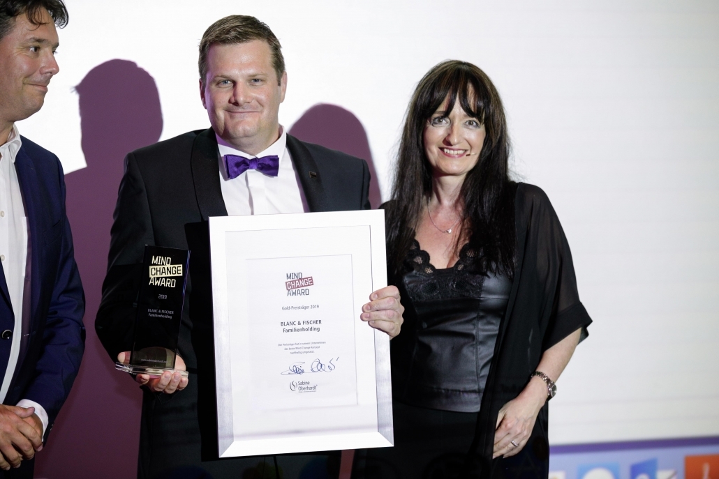 211-MindChangeAward_2019-b